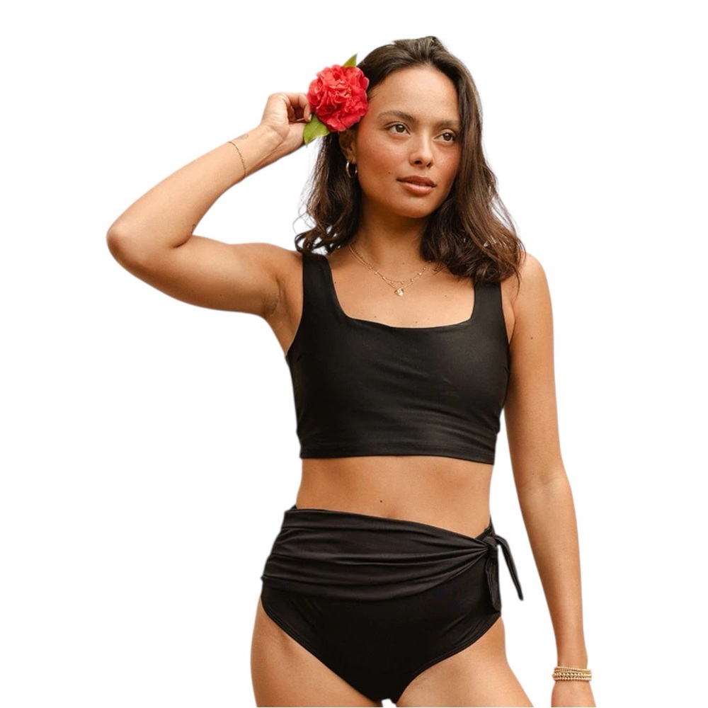 Albion Olivia Swim Crop Bikini Top‎ Women’s Small Black NWT